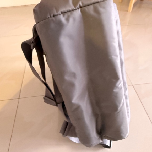 Skip Hop Taupe Diaper Bag - Picture 14 of 16